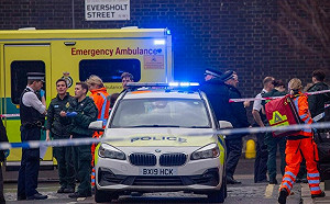 倫敦教堂喪禮遭路過車輛槍擊致6傷 7歲女童命危