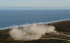 (影) 壯觀！SpaceX兩火箭同時精準降落 馬斯克：這就是登陸火星的方式