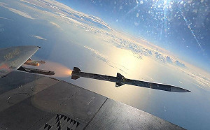 超越所有現役機種! 美F-15EX測試新飛彈掛載架 可攜12枚空對空導彈