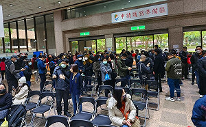 排好久！外交部湧換護照人潮 林氏璧建議：要預留時間