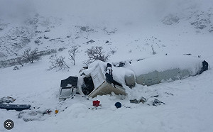 低溫又缺氧! 西藏林芝一隧道口發生雪崩 至少 8 人罹難 搜救進行中