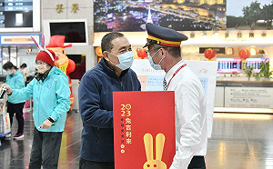 春節連假前夕 侯友宜夜勉交通執勤同仁讓市民平安過好年