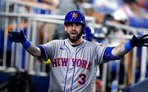 大都會豪灑1.1億 綁住主力捕手兩年