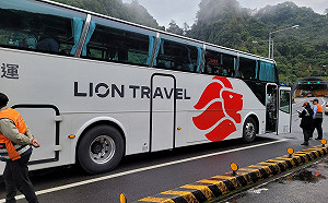 搭乘大車要出遊 做好安全樂悠悠