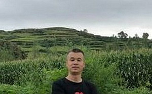 中國留韓學生除夕聲援彭載舟 要求習近平下台