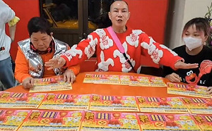 花261萬買刮刮樂！董事長曝戰果