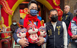 月底迎三寶自曝「小緊張」 蔣萬安：要找爺奶出來神救援