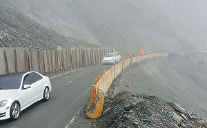 連假結束迎來開工日！中橫關原路段恢復每日放行4次