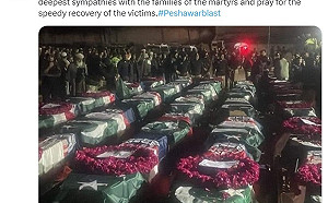 正在祈禱時 巴基斯坦清真寺遭炸彈客攻擊61死