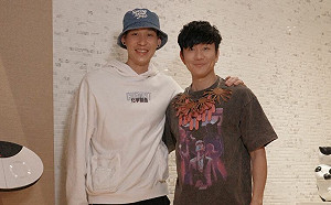 他來聽我的演唱會！林書豪同框JJ