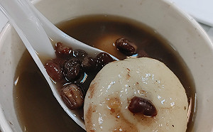 元宵吃湯圓注意！國健署：5顆鹹湯圓等於一碗飯熱量 需慢跑15小時消耗