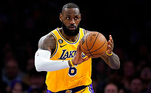 湖人遭看衰　美媒：晉級等十連勝