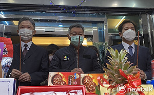 郭台銘傳組非綠陣營 柯文哲：他說2月中回台灣再找我