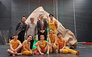 狠酸藍白遇老共矮一截 謝志偉：台灣多出一個節