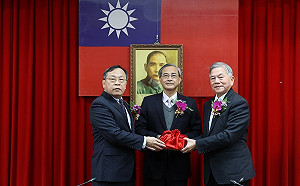 沈榮津接台灣金控董座 創「金銀分治」新記錄  「最強歐吉桑」盼助產業轉型