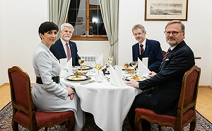 捷克準總統曬圖！挺台四巨頭齊聚共享晚餐 曝完成一件大事！     