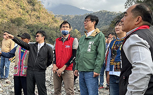陳其邁視察原鄉基礎建設  加速解決族人問題