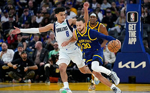 勇士咖哩傷退 仍輕取無首獨行俠