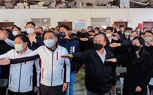 侯友宜視察教育訓練  肯定台北客運、復康巴士重視行車安全