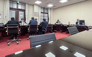 保護脆弱族群！陳揆：提供疫苗施打標竿縣市經驗予其他縣市參考