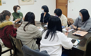 新北育兒津貼補助漏很大 議員黃淑君籲補破網