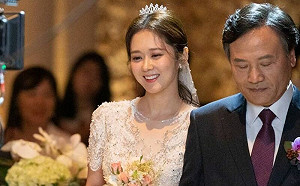 張娜拉靠霞海廟脫單！求姻緣秘訣曝