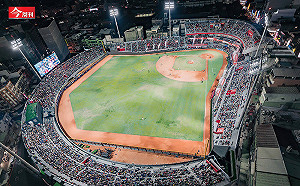 新竹棒球場從「準備上場到被冷凍」 盤點4大「不合理卻合法」爭議