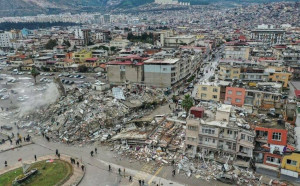 土耳其強震逾萬死｢地震稅｣徵20多年超過1400億 災民：錢都花到哪?
