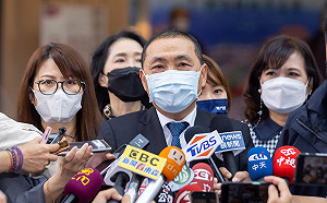 侯友宜弔唁星雲提4句法語 自勉為國家人民全力奉獻做好  