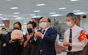 推崇星雲台灣精神　胡志強：和平絕對是大師心願