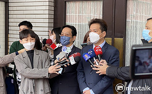 林右昌祭住宅政策三箭 民眾黨立委酸：之前都射到太平洋裡