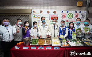 桃市國中小免費營養午餐今上路 張善政：家長可以放心讓孩子在校用餐