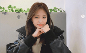 周子瑜曬微素顏日常「男友視角」美照  迷倒百萬網友