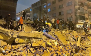 土耳其地震區肯德基無預警歇業 逾百災民頓失生計