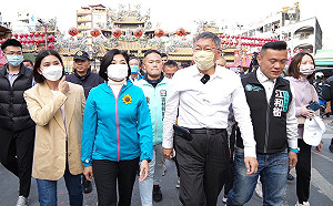 郭董表態選總統「不會」造成威脅 柯：要努力 不會坐在那就變關鍵勢力 