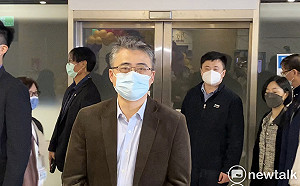 訪北市府被問兩岸「春暖花開」？李驍東笑答：我們期待 