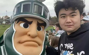 密西根州立大學槍擊案中槍中國留學生遭射斷脊椎癱瘓 父母精神崩潰