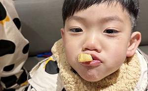 誰想吃另外一邊？蔡桃貴頂新髮型吃薯條  姨母尖叫：融化了