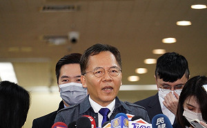 傳羅旺哲火速請辭因蔣市府內鬥 王秋冬否認：非常團結