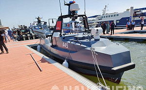 烏克蘭無人艇開啟海戰新型態 中國軍工企業秀A45水面無人艇