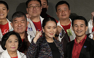 塔克辛的復仇! 泰前總理女兒抱孕肚宣戰2023大選 民調遙遙領先