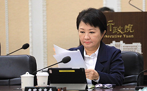 再赴行政院會爭取中捷藍線 盧秀燕：感覺到光輝與希望