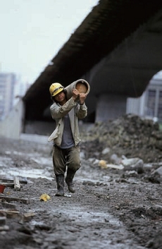 北市違反勞基法增10% 鴻海、國泰世華都上榜