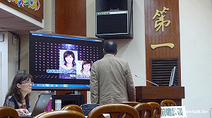 前瞻初審》立院KTV？苗栗立委播《金包銀》《堅持》