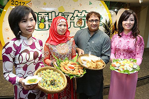 季節嚐鮮 到台南削鳳梨、吃好筍