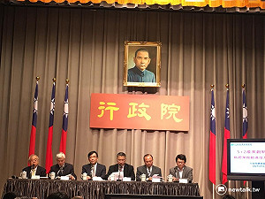 用電吃緊大備戰  林全帶頭儘量不穿西裝、不打領帶