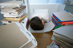 責任制被濫用  四成三上班族擔憂過勞