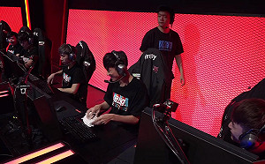 《鬥陣特攻》OPC第四週賽程  AHQ復仇FW成功  季後賽席次競爭激烈