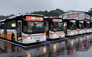 台北客運656線公車全面電動化  新北規模最大電動公車路線日搭1萬人次   