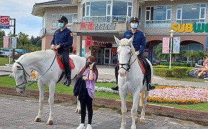 228連假親子樂遊淡水漁人碼頭 佐美食品味漁港美景   